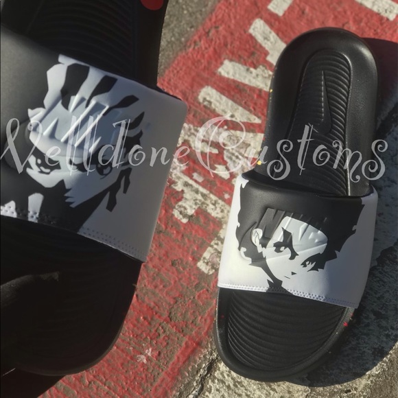 Custom boondocks comfort - Picture 3 of 4